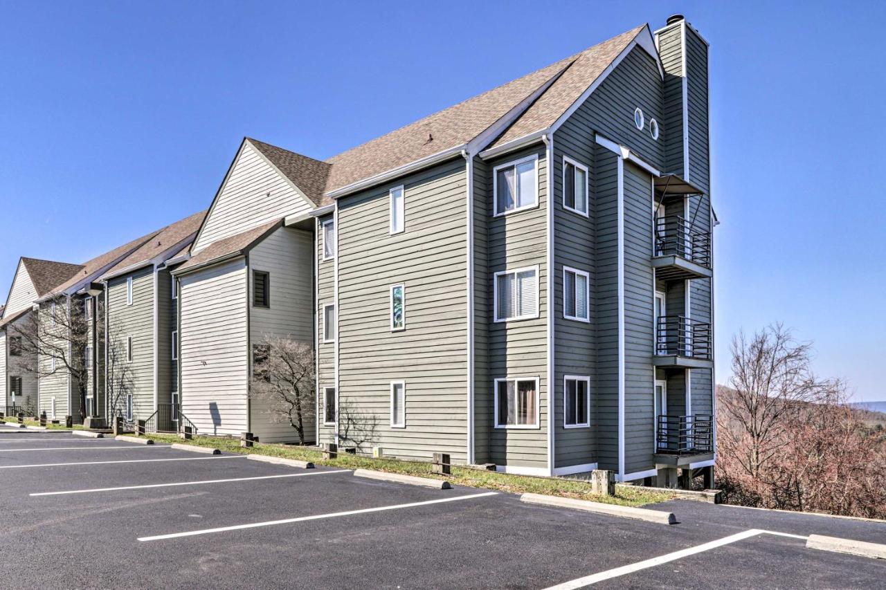 Gatlinburg Condo With Pool, Hot Tub, And Mtn Views! Exterior photo